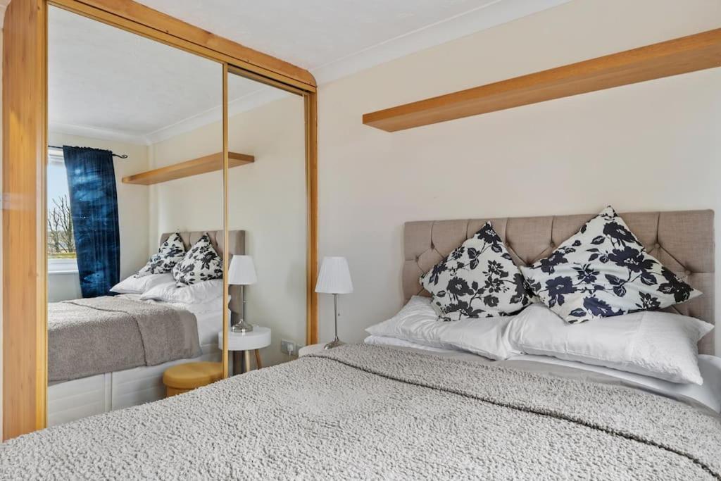 Cozy Apartment In Greater London - 1Br,1 Bath Экстерьер фото